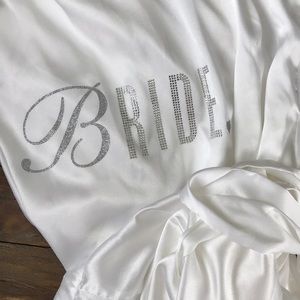 VS I do White Silky Bridal Robe